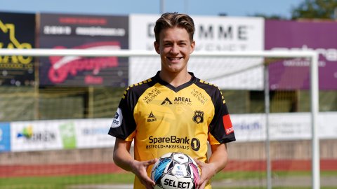 Høydal lånes tilbake til Florø